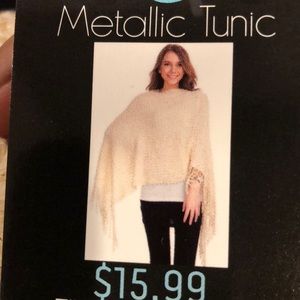 Cream/gold fringe shawl